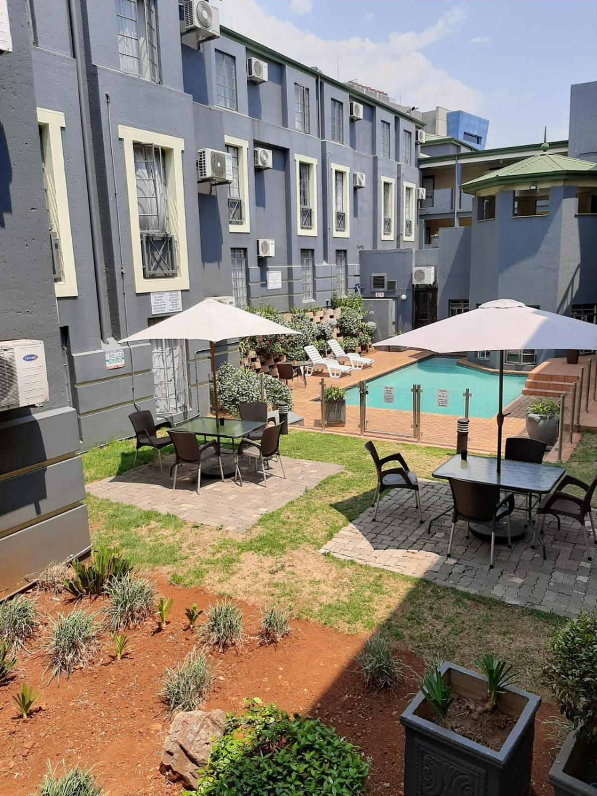 Airport Inn And Suites Edenvale Εξωτερικό φωτογραφία